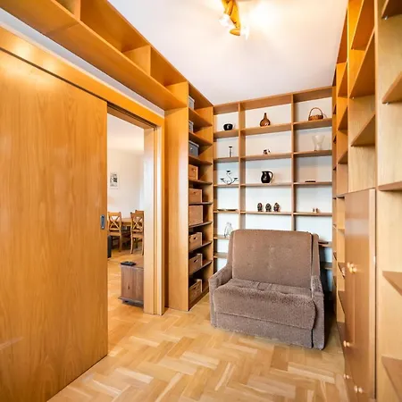 Woronicza Homey Wooden Apartment Warsaw