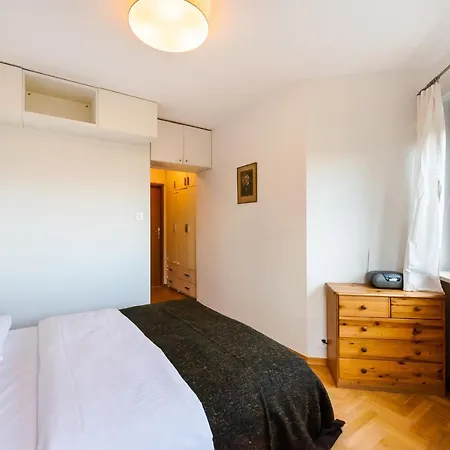 Woronicza Homey Wooden Apartment