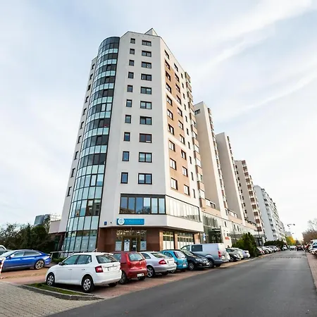 Woronicza Homey Wooden By Bookinghost Varšava