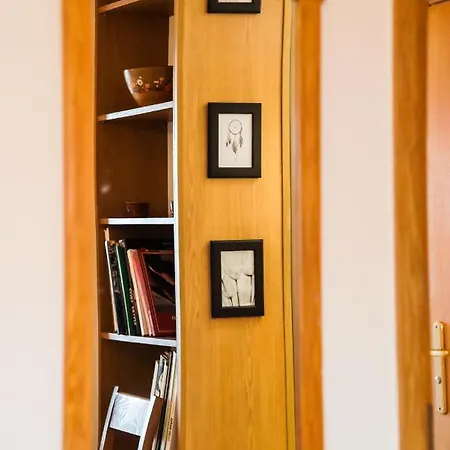 Apartment Woronicza Homey Wooden Warsaw