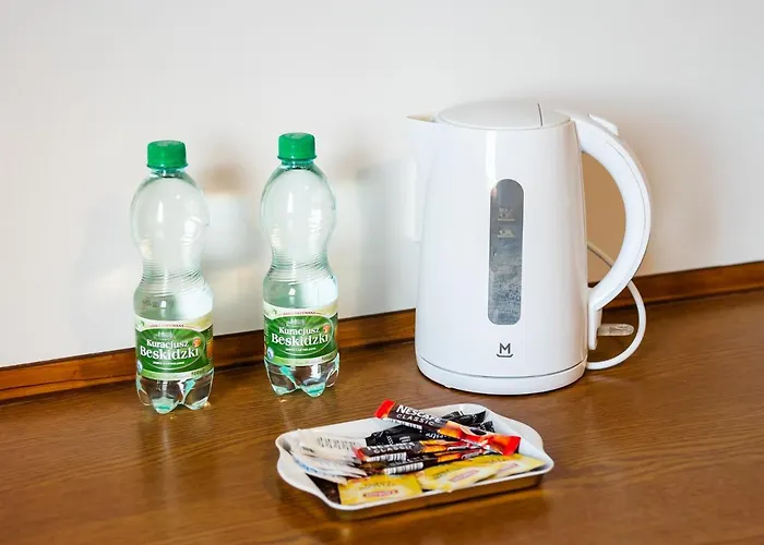 Woronicza Homey Wooden By Bookinghost