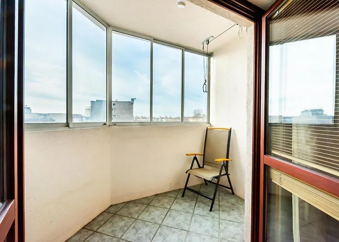 Woronicza Homey Wooden By Bookinghost Lejlighed