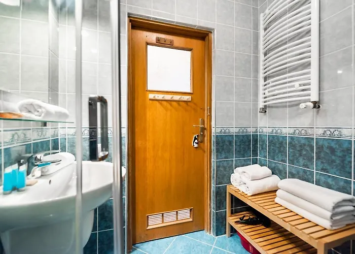 Woronicza Homey Wooden By Bookinghost Lejlighed