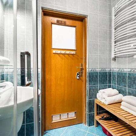 Woronicza Homey Wooden By Bookinghost Διαμέρισμα